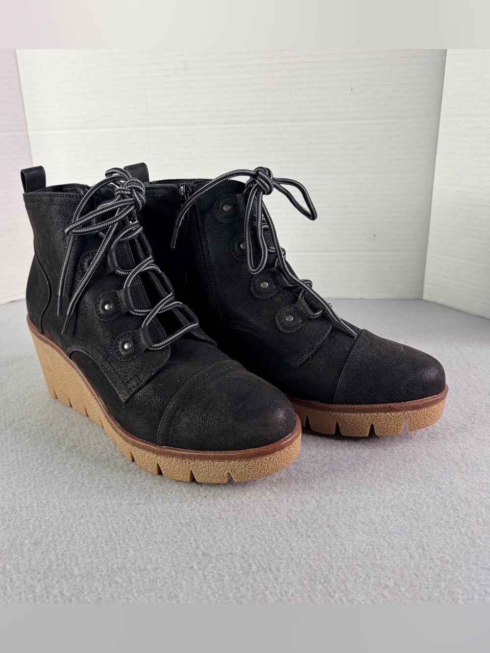 Mia Grant Ankle Boots Womens 8.5 Black Leather LaceUp Platform Lug Sole Gorpcore